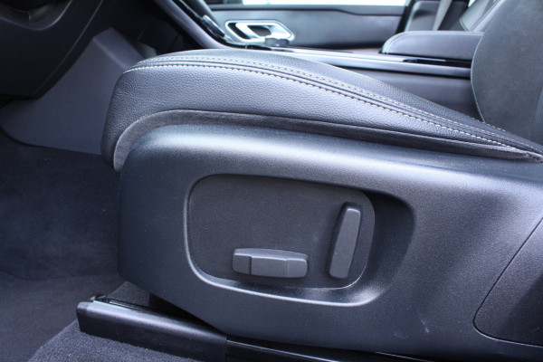 Land Rover Range Rover Velar 3.0 V6 AWD R-Dynamic HSE PANO CARPLAY MERIDIAN '18