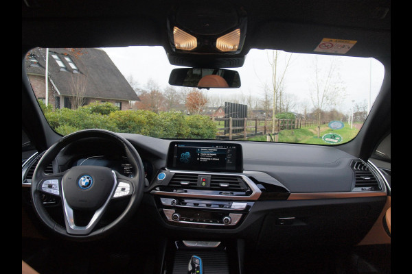 BMW iX3 High Executive 80 kWh | SOH 96% | Panoramadak | 360 Camera | Sfeerverlichting | Head-Up Display | Harman Kardon |