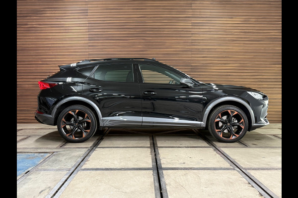 CUPRA Formentor 1.5 TSI Copper Edition | Pano | BEATS audio | Sportstoelen | Leder | 19' inch | Adaptive Cruise | Camera