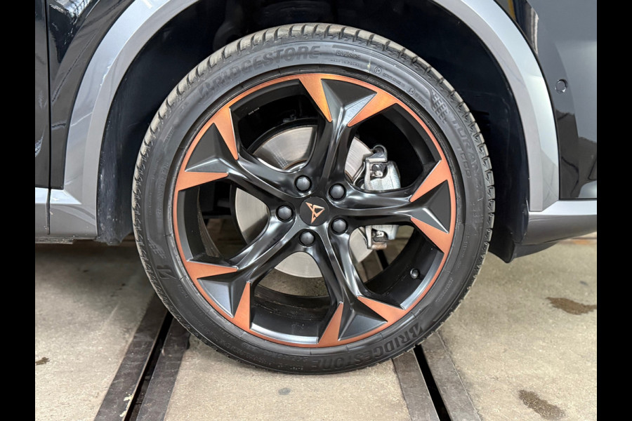 CUPRA Formentor 1.5 TSI Copper Edition | Pano | BEATS audio | Sportstoelen | Leder | 19' inch | Adaptive Cruise | Camera