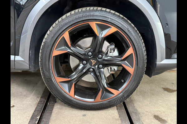 CUPRA Formentor 1.5 TSI Copper Edition | Pano | BEATS audio | Sportstoelen | Leder | 19' inch | Adaptive Cruise | Camera