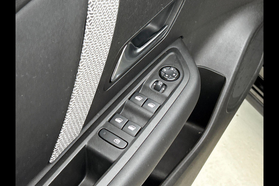 Citroën C4 1.2 Puretech Shine HEAD-UP | PANORAMADAK | CAMERA