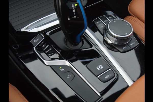 BMW iX3 High Executive 80 kWh | SOH 96% | Panoramadak | 360 Camera | Sfeerverlichting | Head-Up Display | Harman Kardon |