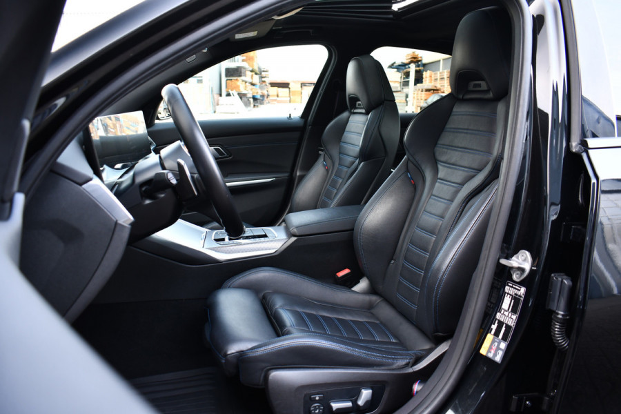 BMW 3-serie 330e xDrive M-Sport Pro Pano M-zetels ACC HUD 19inch El-klep