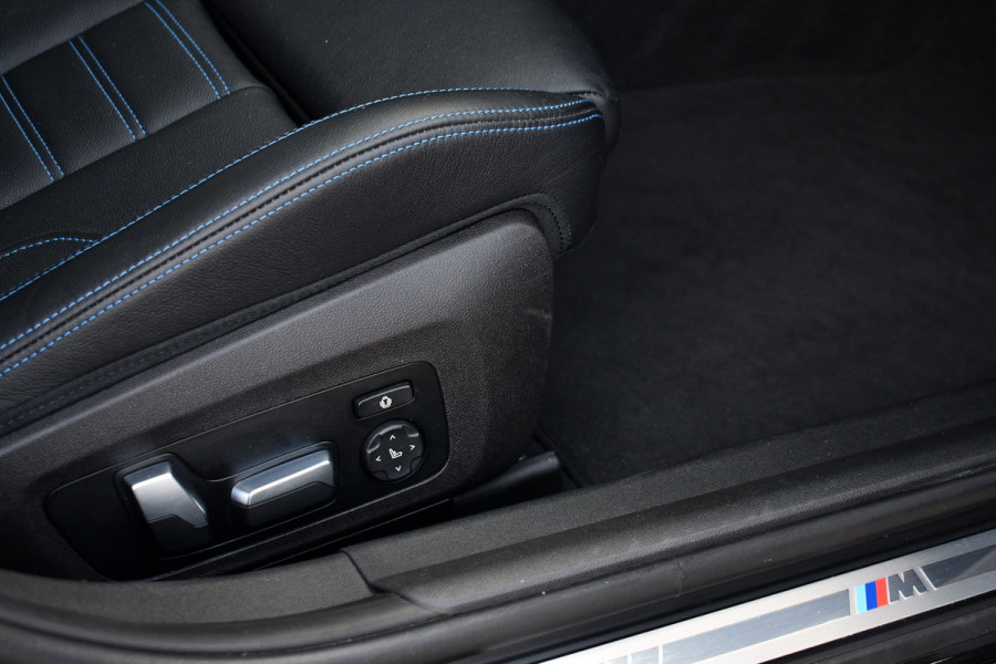 BMW 3-serie 330e xDrive M-Sport Pro Pano M-zetels ACC HUD 19inch El-klep