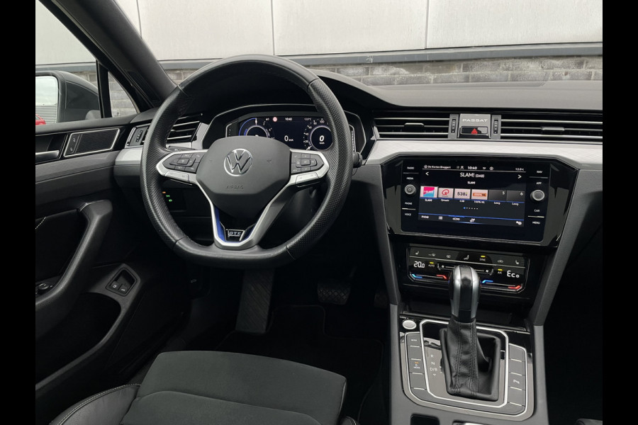 Volkswagen Passat Variant 1.4 TSI PHEV GTE Business | Pano | Elek. Trekhaak | Camera | Carplay | Navi | LED