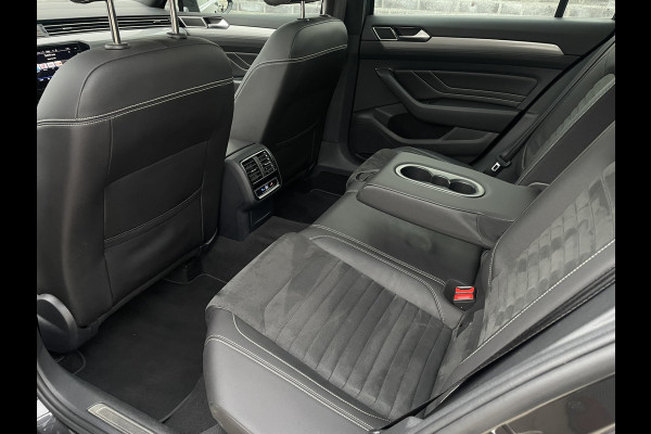 Volkswagen Passat Variant 1.4 TSI PHEV GTE Business | Pano | Elek. Trekhaak | Camera | Carplay | Navi | LED