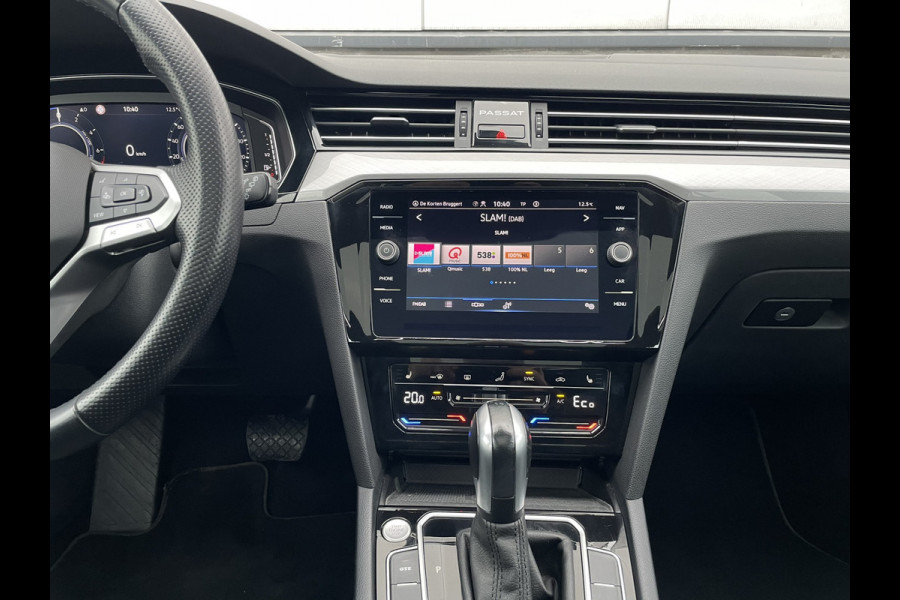 Volkswagen Passat Variant 1.4 TSI PHEV GTE Business | Pano | Elek. Trekhaak | Camera | Carplay | Navi | LED