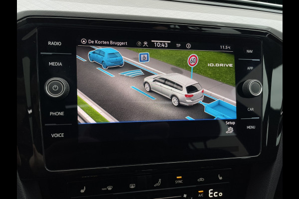 Volkswagen Passat Variant 1.4 TSI PHEV GTE Business | Pano | Elek. Trekhaak | Camera | Carplay | Navi | LED