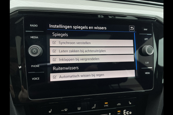 Volkswagen Passat Variant 1.4 TSI PHEV GTE Business | Pano | Elek. Trekhaak | Camera | Carplay | Navi | LED