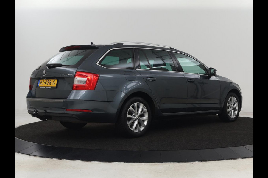 Škoda Octavia 1.0 TSI Ambition | Stoelverwarming | Trekhaak | Half leder | Carplay | Navigatie | DAB | Climate control | Cruise control | Parkeerhulp | Bluetooth