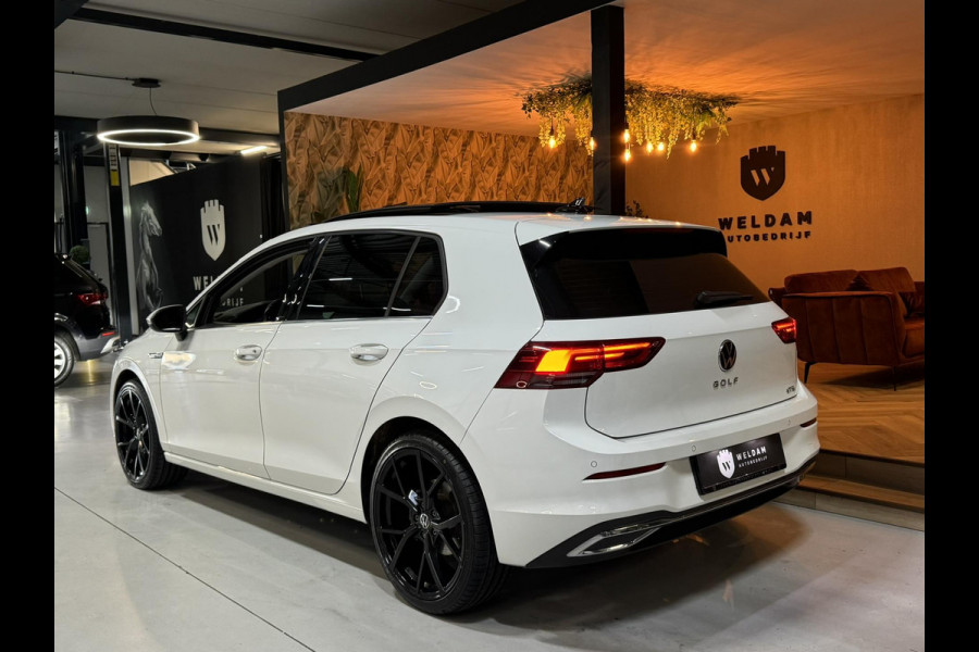 Volkswagen Golf 1.5 eTSI Style Garantie Pano Memory Massage Sfeer Carplay Camera Blindspot ACC Navi Clima IQ.Led IQ.Drive Rijklaar