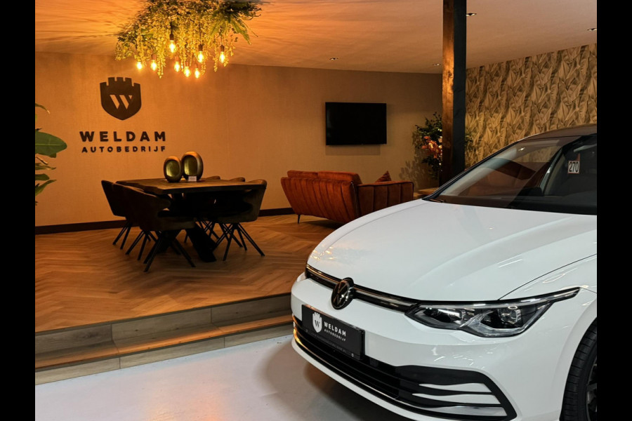 Volkswagen Golf 1.5 eTSI Style Garantie Pano Memory Massage Sfeer Carplay Camera Blindspot ACC Navi Clima IQ.Led IQ.Drive Rijklaar