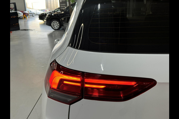 Volkswagen Golf 1.5 eTSI Style Garantie Pano Memory Massage Sfeer Carplay Camera Blindspot ACC Navi Clima IQ.Led IQ.Drive Rijklaar