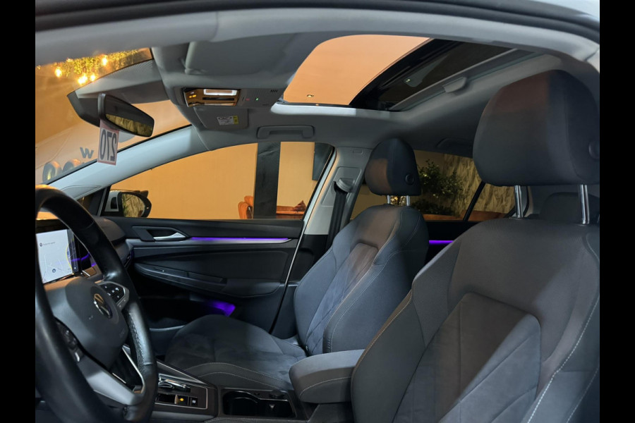 Volkswagen Golf 1.5 eTSI Style Garantie Pano Memory Massage Sfeer Carplay Camera Blindspot ACC Navi Clima IQ.Led IQ.Drive Rijklaar