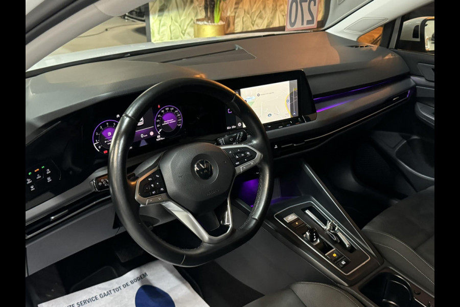 Volkswagen Golf 1.5 eTSI Style Garantie Pano Memory Massage Sfeer Carplay Camera Blindspot ACC Navi Clima IQ.Led IQ.Drive Rijklaar