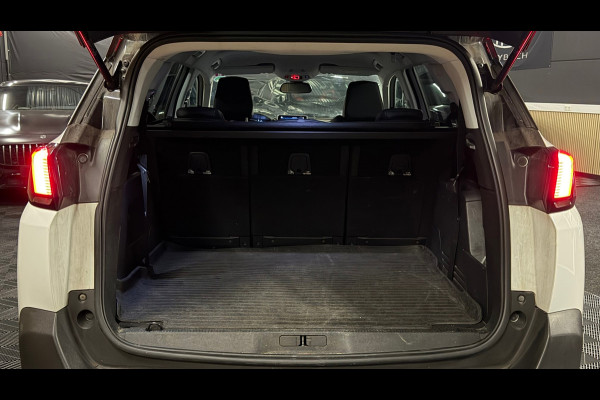Peugeot 5008 1.2 PureTech Allure|AUTOMAAT|DEALER ONDERHOUDEN|PDC|LED|SFEERVERLICHTING|7 Persoons|1e EIGENAAR|NL AUTO