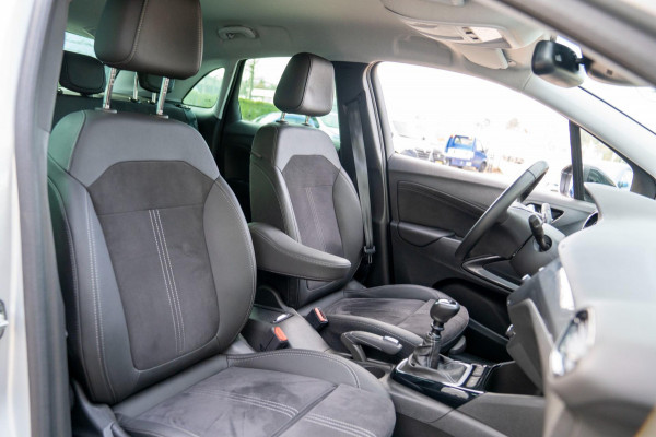 Opel Crossland 1.2 Turbo Ultimate|Prijs rijklaar incl. 12 mnd garantie| LMV Carplay/Android auto PDC Blindspot Camera