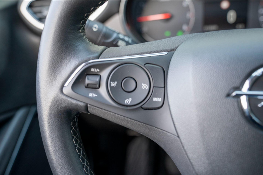 Opel Crossland 1.2 Turbo Ultimate|Prijs rijklaar incl. 12 mnd garantie| LMV Carplay/Android auto PDC Blindspot Camera