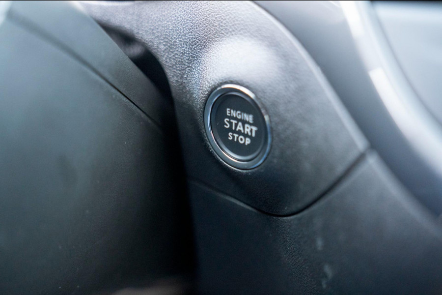 Opel Crossland 1.2 Turbo Ultimate|Prijs rijklaar incl. 12 mnd garantie| LMV Carplay/Android auto PDC Blindspot Camera