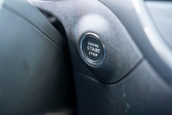 Opel Crossland 1.2 Turbo Ultimate|Prijs rijklaar incl. 12 mnd garantie| LMV Carplay/Android auto PDC Blindspot Camera