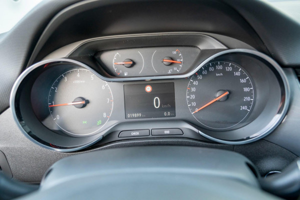 Opel Crossland 1.2 Turbo Ultimate|Prijs rijklaar incl. 12 mnd garantie| LMV Carplay/Android auto PDC Blindspot Camera