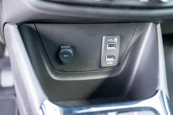 Opel Crossland 1.2 Turbo Ultimate|Prijs rijklaar incl. 12 mnd garantie| LMV Carplay/Android auto PDC Blindspot Camera