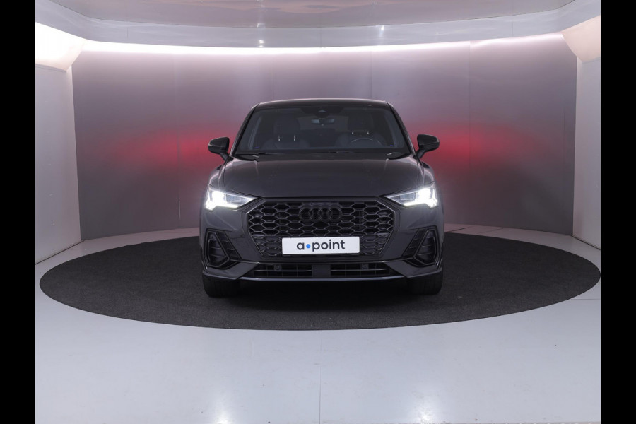 Audi Q3 Sportback 45 TFSI e S Edition 245 pk S-tronic | Navigatie | Parkeersensoren | Autom. airco | Cruise control | LED koplampen | S-Line |