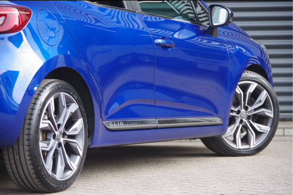 Renault Clio 1.3 TCe Initiale Paris 131PK AUT. LED, LEDER, KEYLESS, CAMERA, STOEL/STUURVERWARMING, NAVI, CRUISE, CLIMA