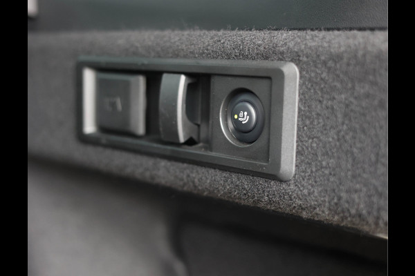 BMW X3 M50 xDrive | Trekhaak - Pano - IconicGlow