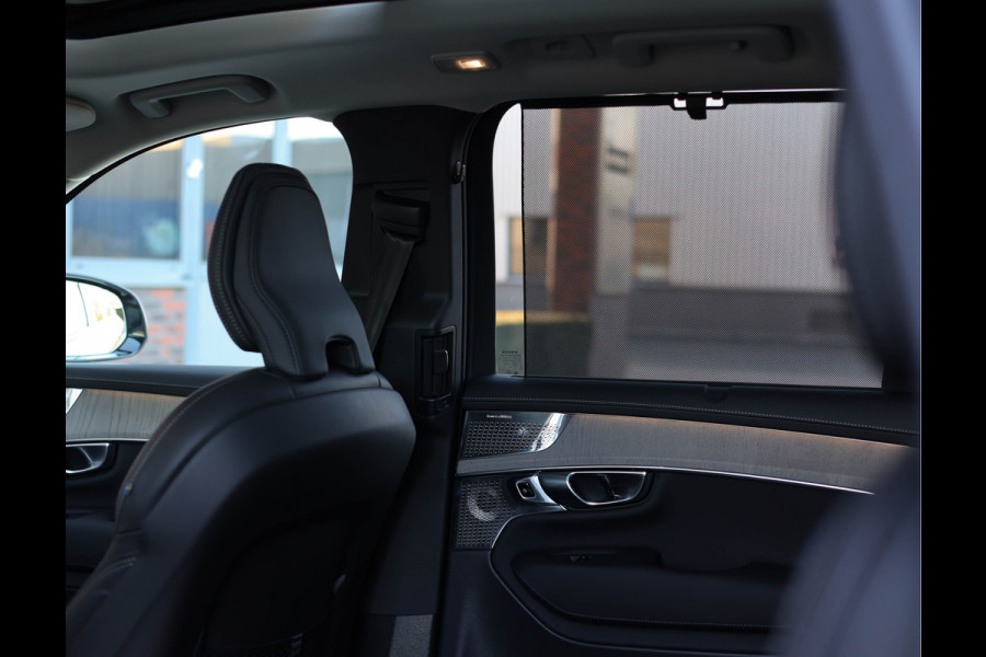 Volvo XC90 T8 AWD Ultra Dark | Pano - Trekhaak - B&W