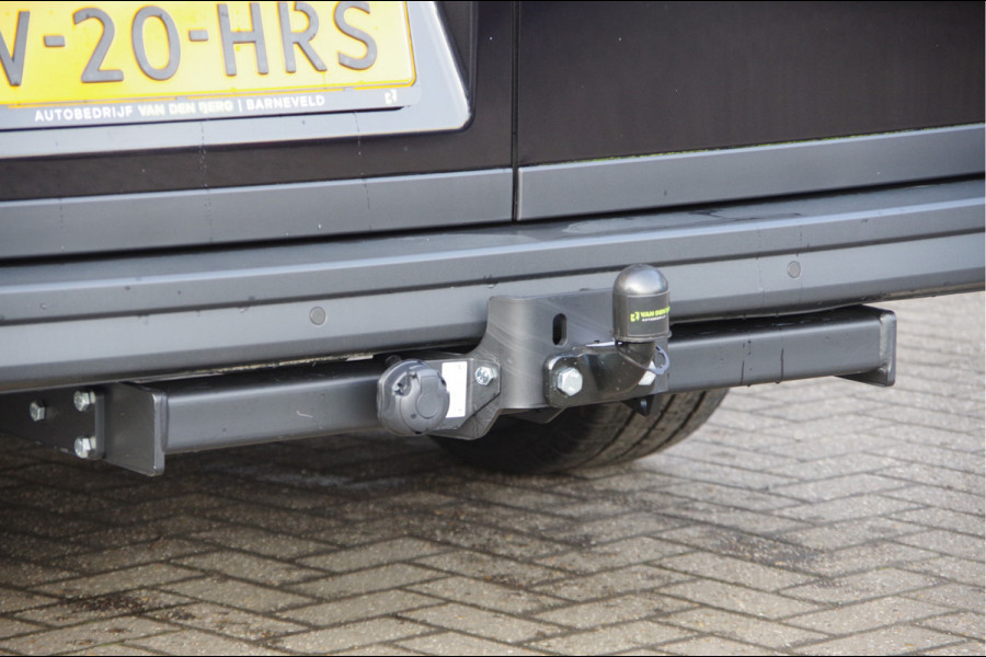 Volkswagen Crafter 35 2.0 TDI L3H3 177PK AUT. 2X SCHUIFDEUR, LED, TREKHAAK, STOELVERWARMING, CAMERA, NAVI, CRUISE, AIRCO, PARKEERSENSOREN, NIEUW!