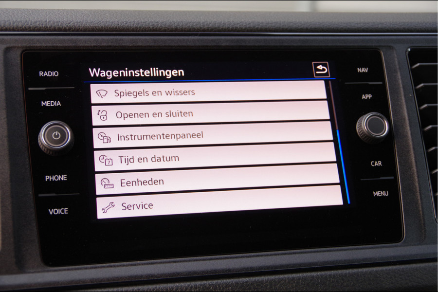 Volkswagen Crafter 35 2.0 TDI L3H3 177PK AUT. 2X SCHUIFDEUR, LED, TREKHAAK, STOELVERWARMING, CAMERA, NAVI, CRUISE, AIRCO, PARKEERSENSOREN, NIEUW!