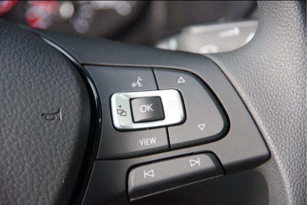 Volkswagen Crafter 35 2.0 TDI L3H3 177PK AUT. 2X SCHUIFDEUR, LED, TREKHAAK, STOELVERWARMING, CAMERA, NAVI, CRUISE, AIRCO, PARKEERSENSOREN, NIEUW!