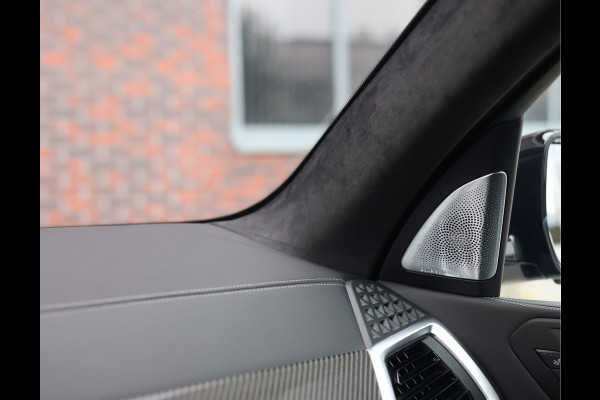 BMW X5 50e xDrive | Sky - Trekhaak - HUD - B&W