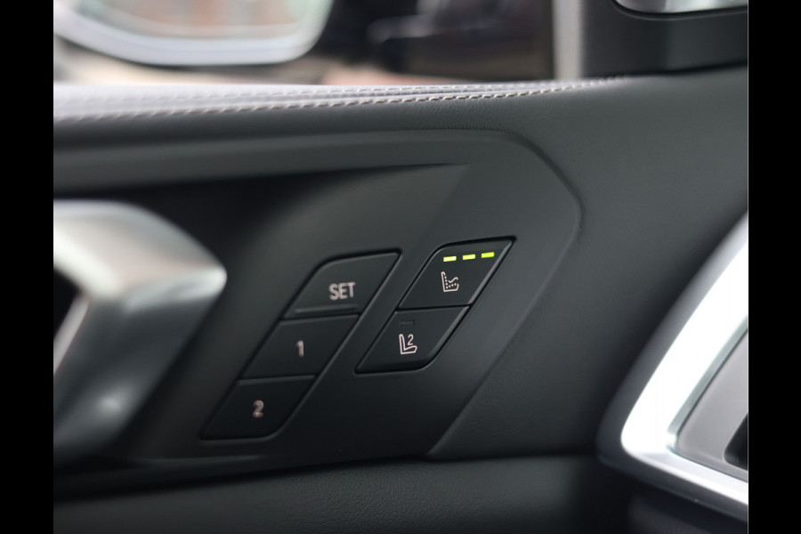 BMW X5 50e xDrive | Sky - Trekhaak - HUD - B&W