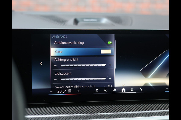 BMW X5 50e xDrive | Sky - Trekhaak - HUD - B&W