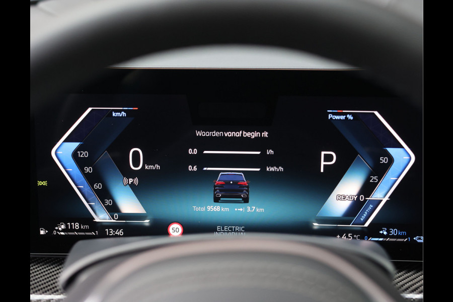 BMW X5 50e xDrive | Sky - Trekhaak - HUD - B&W