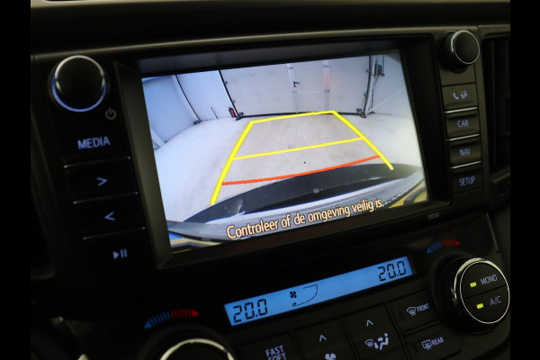 Toyota RAV4 2.5 Hybrid AWD Dynamic | Stoel & stuurverwarming | Adaptive cruise | Trekhaak | Camera | Navigatie | Climate control | Bluetooth