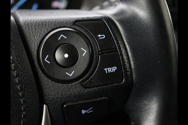 Toyota RAV4 2.5 Hybrid AWD Dynamic | Stoel & stuurverwarming | Adaptive cruise | Trekhaak | Camera | Navigatie | Climate control | Bluetooth