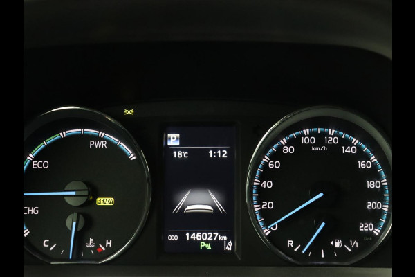 Toyota RAV4 2.5 Hybrid AWD Dynamic | Stoel & stuurverwarming | Adaptive cruise | Trekhaak | Camera | Navigatie | Climate control | Bluetooth