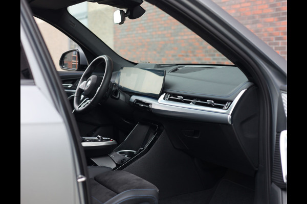 BMW X1 30e xDrive | M Sport Pro - Pano - H&K