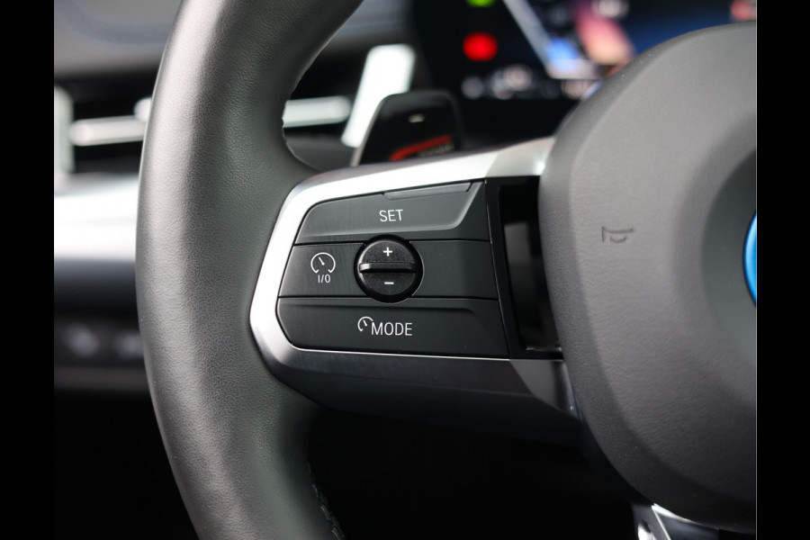 BMW X1 30e xDrive | M Sport Pro - Pano - H&K