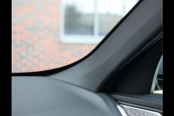 BMW X1 30e xDrive | M Sport Pro - Pano - H&K