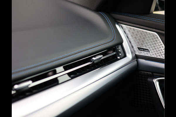 BMW X1 30e xDrive | M Sport Pro - Pano - H&K