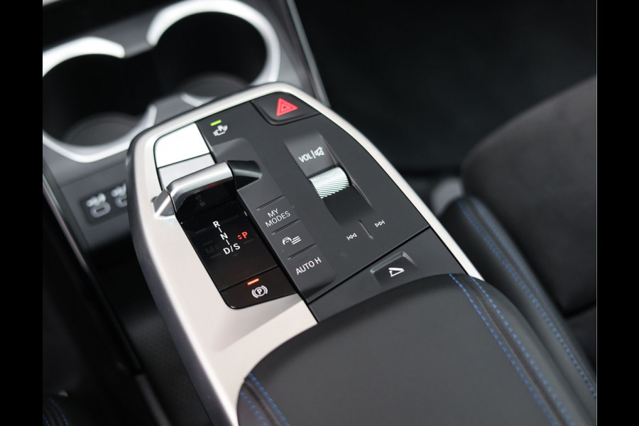 BMW X1 30e xDrive | M Sport Pro - Pano - H&K