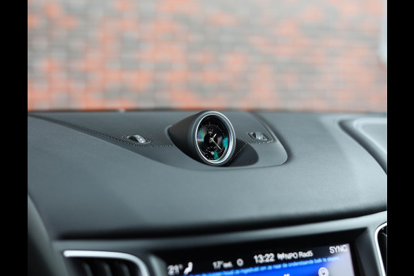 Maserati Levante 3.8 V8 Trofeo | Pano - 360cam - 1 eig.