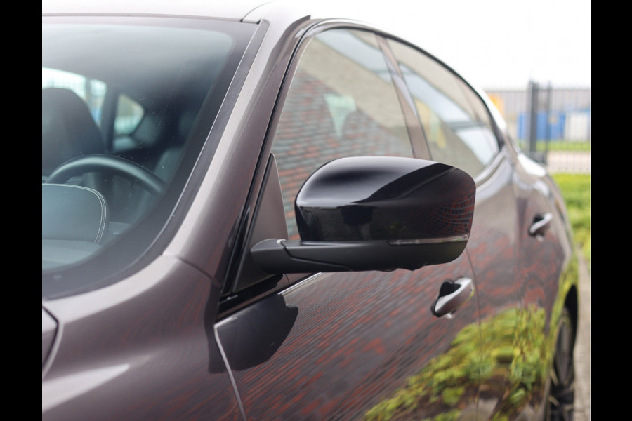 Maserati Levante 3.8 V8 Trofeo | Pano - 360cam - 1 eig.
