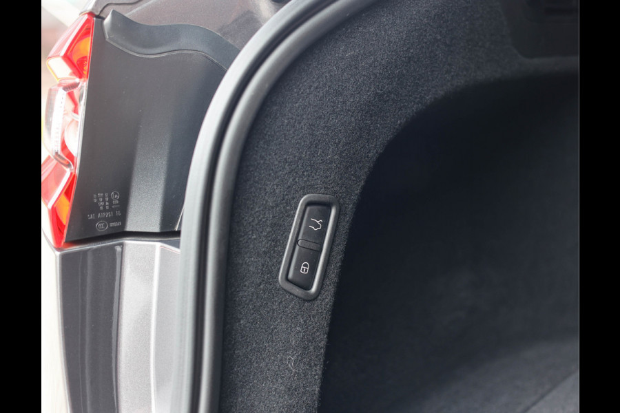 Maserati Levante 3.8 V8 Trofeo | Pano - 360cam - 1 eig.