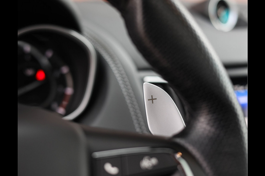 Maserati Levante 3.8 V8 Trofeo | Pano - 360cam - 1 eig.